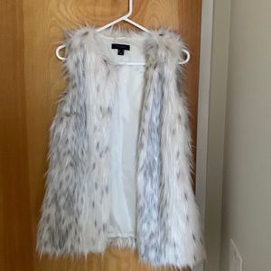 Fur vest